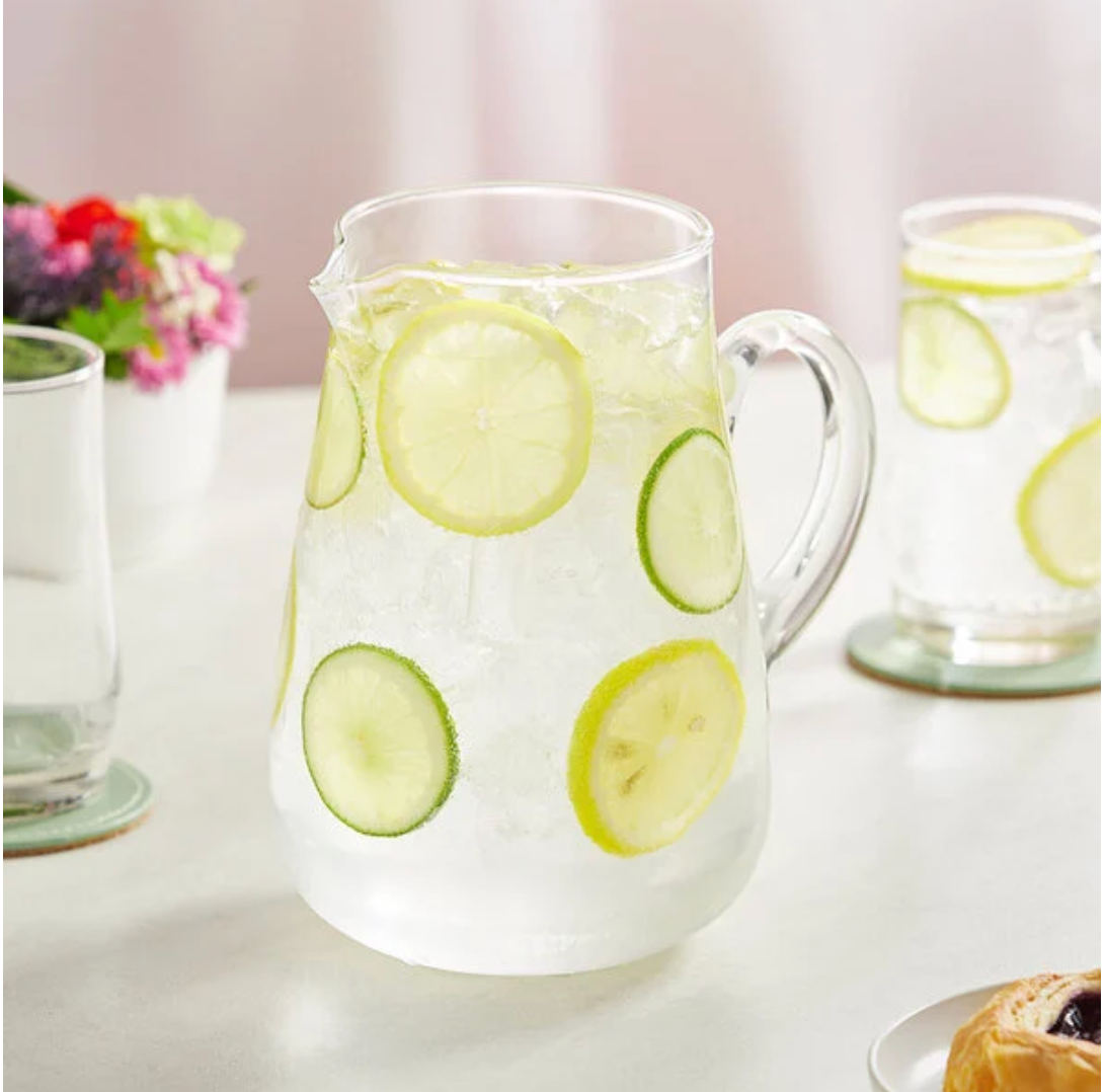 Glass Pitchers (73 oz)